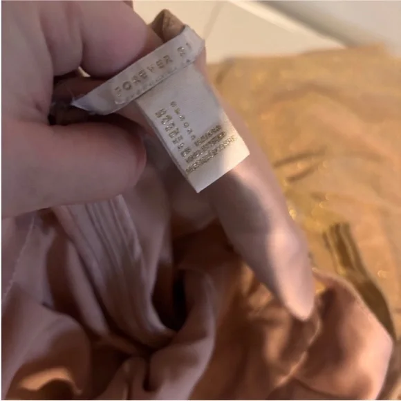 NWOT Forever 21 Women's Shimmering Rose Gold Prom Summer Dress Junior Small - Picture 6 of 8
